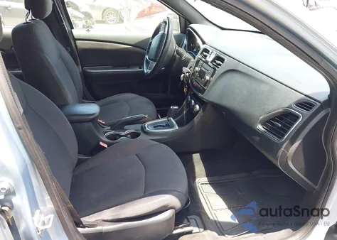 2013 Chrysler 200 Touring from USA, damaged, VIN 1C3CCBBB1DN696055